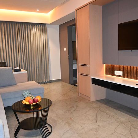 Vantara Suites Vellore Exterior photo