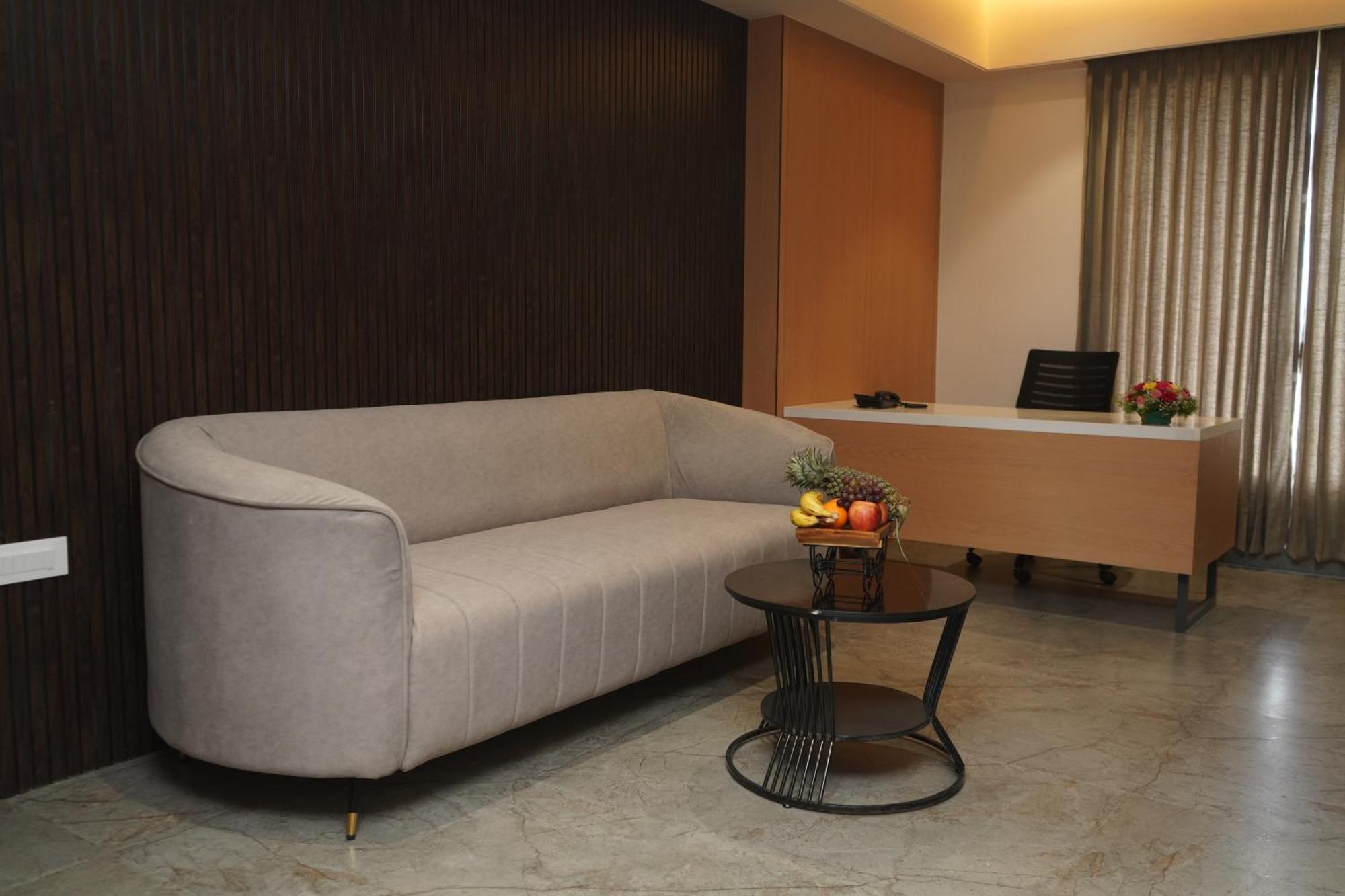 Vantara Suites Vellore Exterior photo
