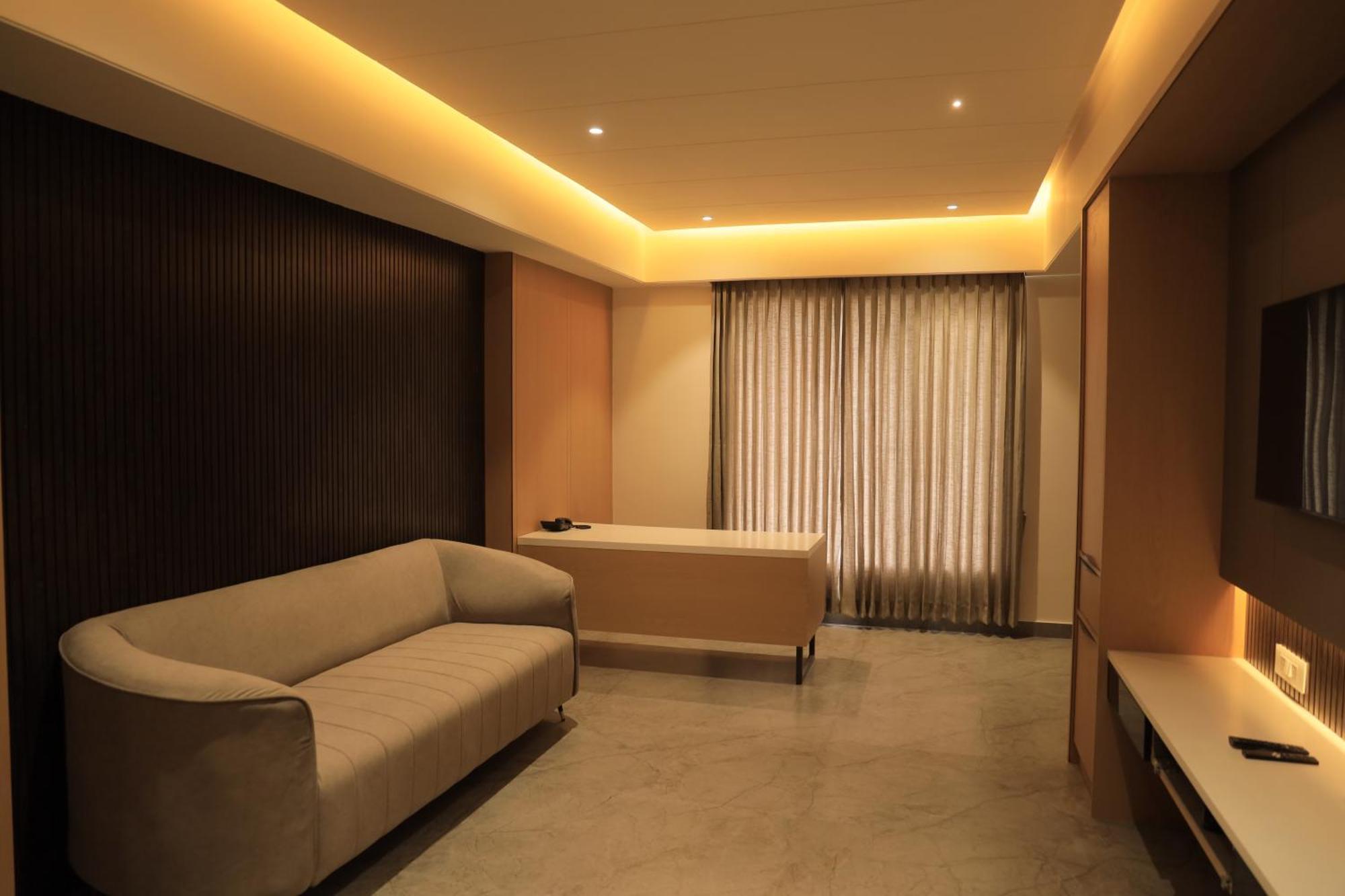 Vantara Suites Vellore Exterior photo